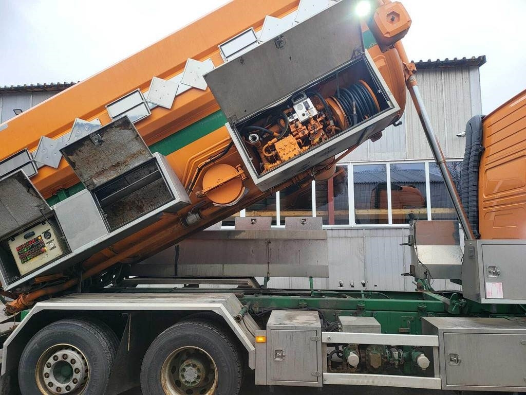 Volvo FH500 6X2 ADR KORP&SON - شاحنة الشفط: صورة 5 Volvo FH500 6X2 ADR KORP&SON - شاحنة الشفط: صورة 5