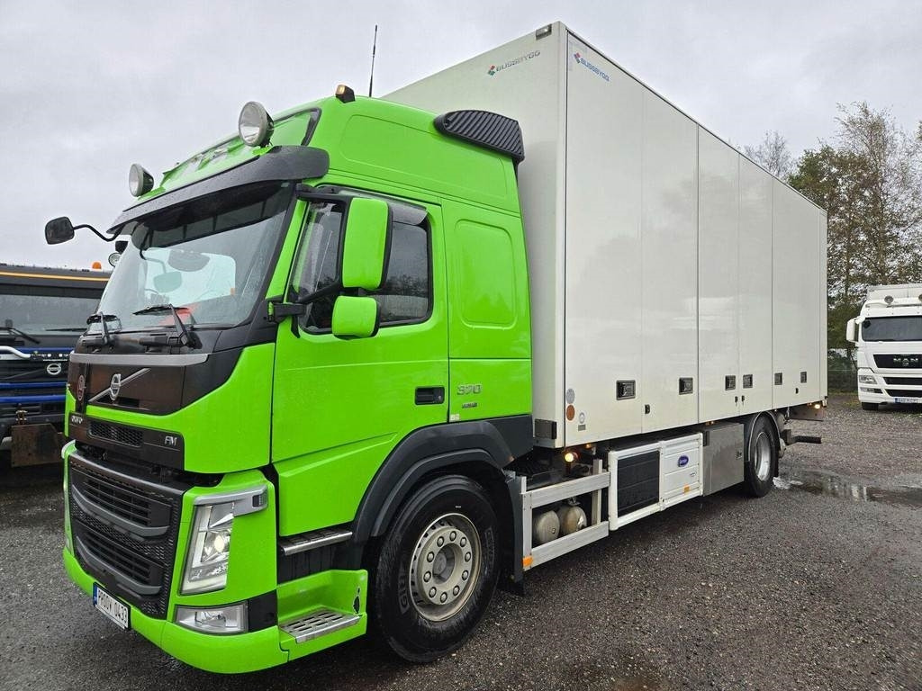 Volvo FM370 4X2 CARRIER 1150 SIDEOPENING  - شاحنة الفريزر: صورة 4 Volvo FM370 4X2 CARRIER 1150 SIDEOPENING  - شاحنة الفريزر: صورة 4