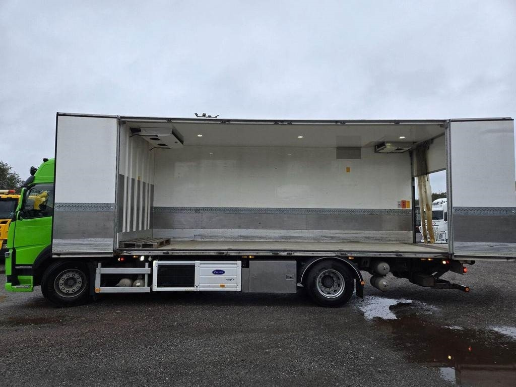 Volvo FM370 4X2 CARRIER 1150 SIDEOPENING  - شاحنة الفريزر: صورة 2 Volvo FM370 4X2 CARRIER 1150 SIDEOPENING  - شاحنة الفريزر: صورة 2