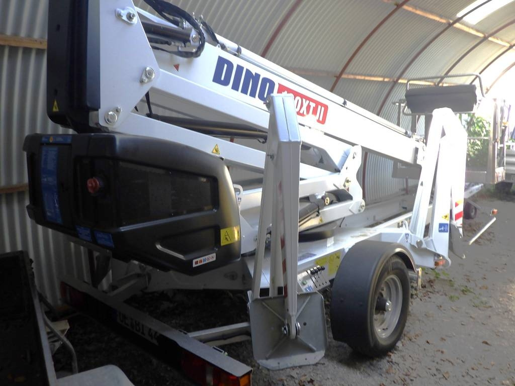 Dino 180 XT II - منصة العمل الجوية مقطورة: صورة 1 Dino 180 XT II - منصة العمل الجوية مقطورة: صورة 1