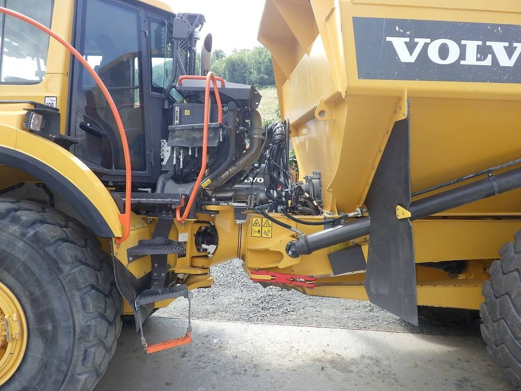 شاحنة قلاب مفصلية Volvo A 30 G: صورة 8