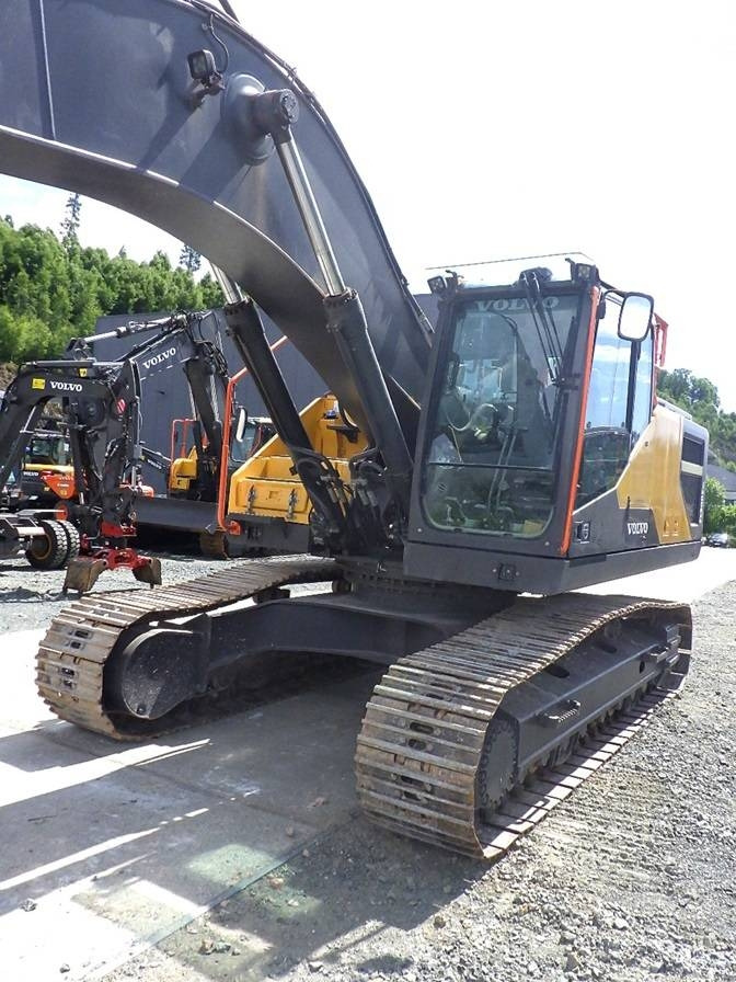 Volvo EC 300 E - حفار زحاف: صورة 2 Volvo EC 300 E - حفار زحاف: صورة 2