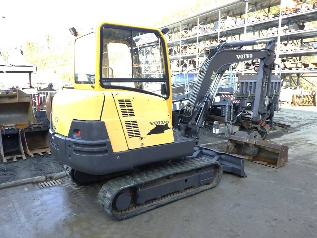Volvo EC 35 - حفارة مُصَّغرة: صورة 5 Volvo EC 35 - حفارة مُصَّغرة: صورة 5
