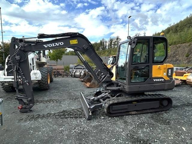 Volvo EC 60 E - حفارة مُصَّغرة: صورة 1 Volvo EC 60 E - حفارة مُصَّغرة: صورة 1