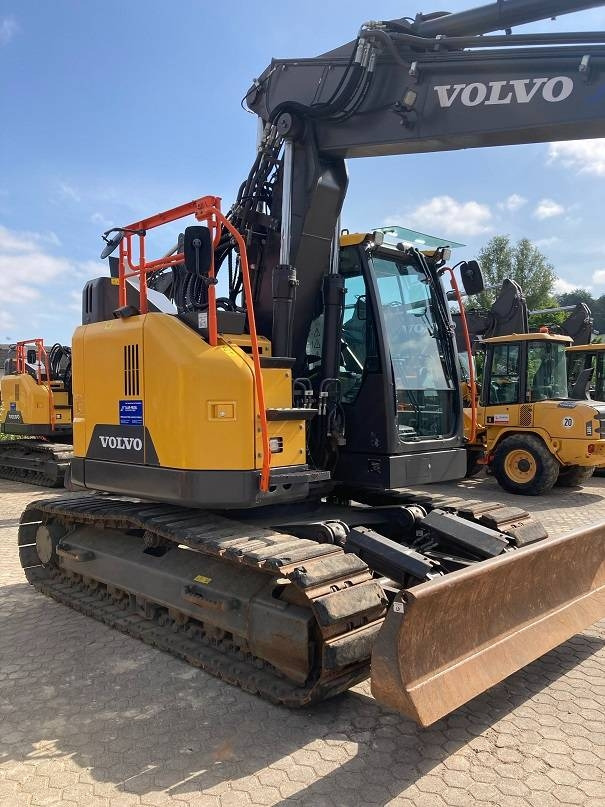 Volvo ECR 145 E - حفار زحاف: صورة 4 Volvo ECR 145 E - حفار زحاف: صورة 4