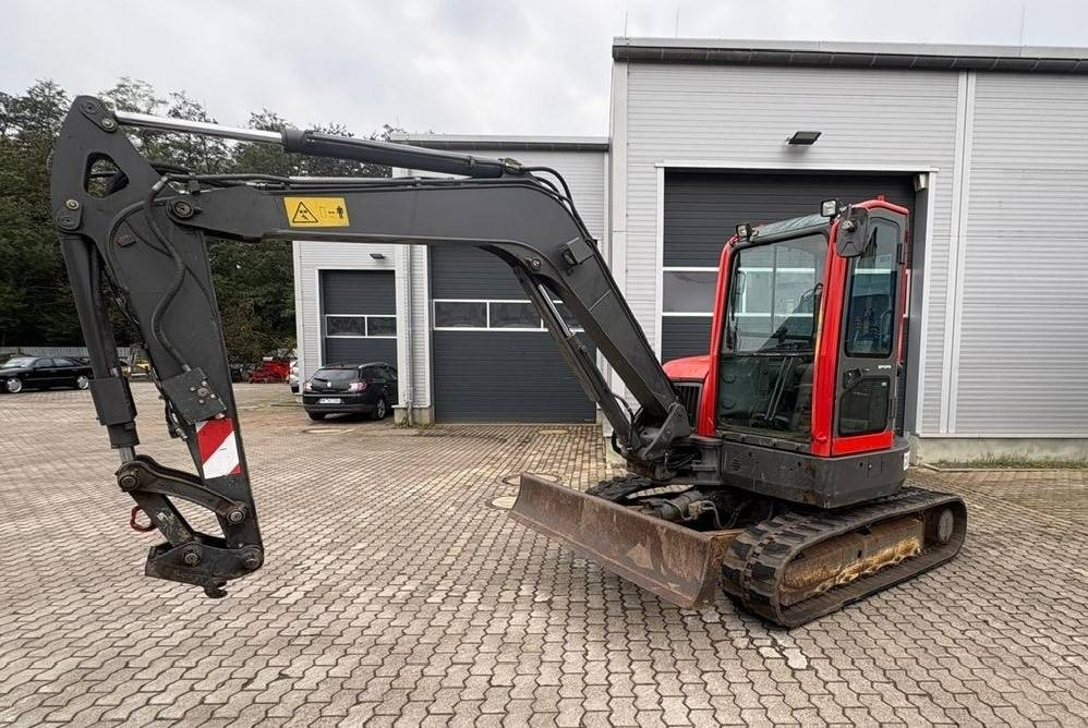 Volvo ECR 58 - حفارة مُصَّغرة: صورة 1 Volvo ECR 58 - حفارة مُصَّغرة: صورة 1