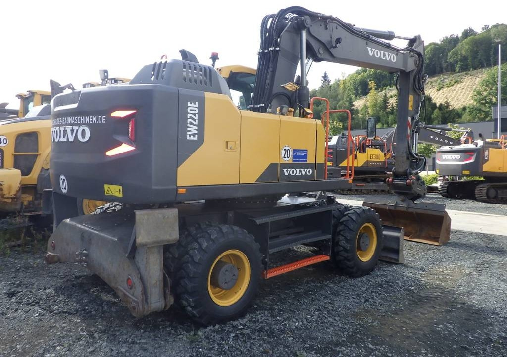 Volvo EW 220 E - حفارة دولاب: صورة 5 Volvo EW 220 E - حفارة دولاب: صورة 5