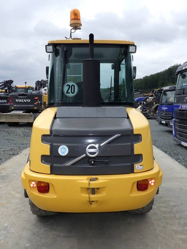 Volvo L 25 F - اللودر بعجل: صورة 5 Volvo L 25 F - اللودر بعجل: صورة 5