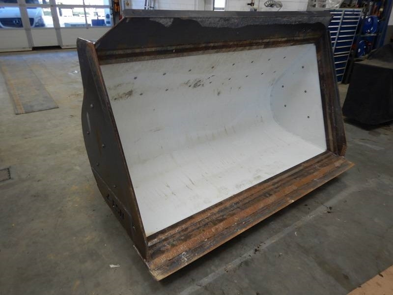 Volvo Schaufel Festanbau für L60H, L70H - بكت - آلات البناء: صورة 2 Volvo Schaufel Festanbau für L60H, L70H - بكت - آلات البناء: صورة 2