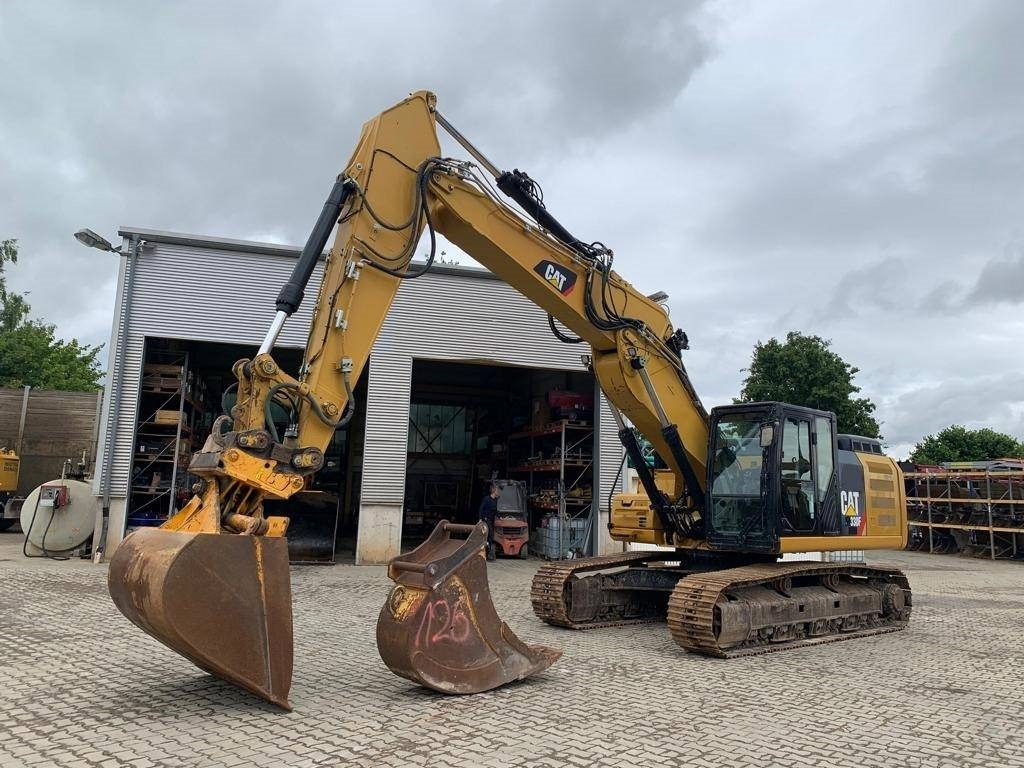 CAT 330FLN VAH - حفار زحاف: صورة 1 CAT 330FLN VAH - حفار زحاف: صورة 1