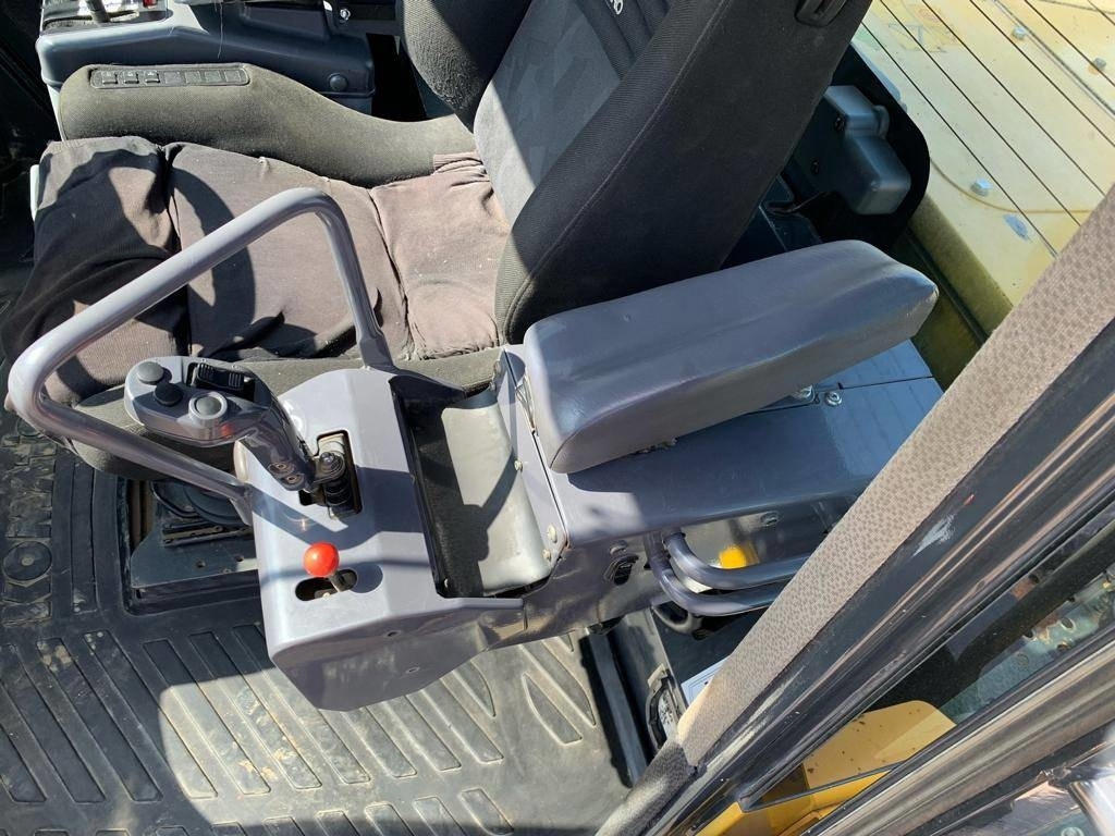 اللودر بعجل Komatsu WA 480-6: صورة 11