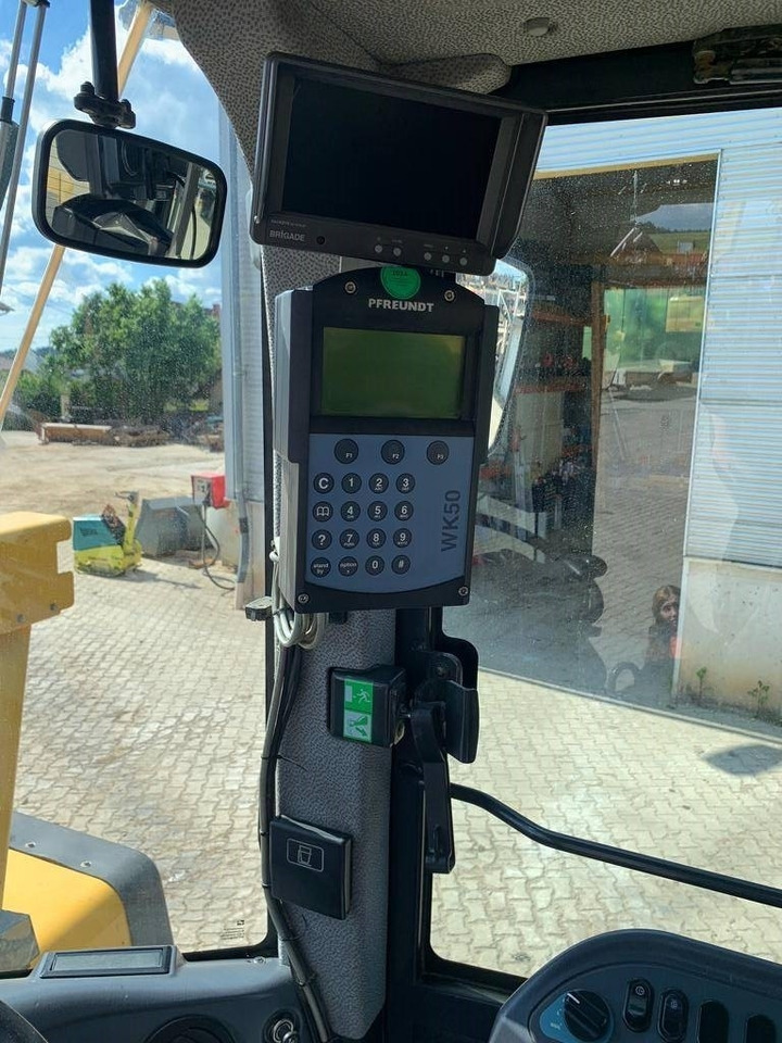 اللودر بعجل Komatsu WA 480-6: صورة 12