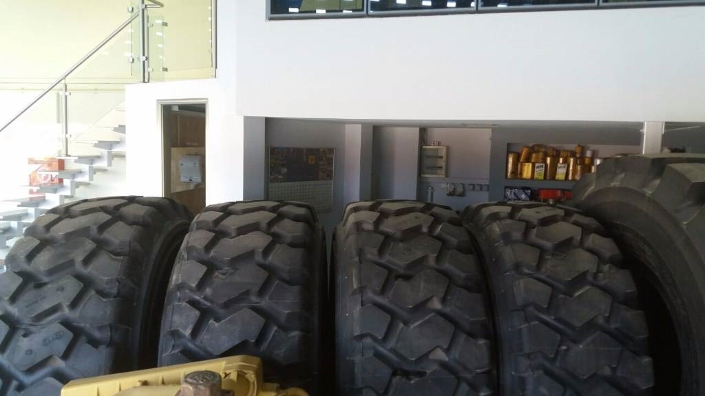 Aeolus 26,5R25 L3 - إطارات - آلات البناء: صورة 3 Aeolus 26,5R25 L3 - إطارات - آلات البناء: صورة 3