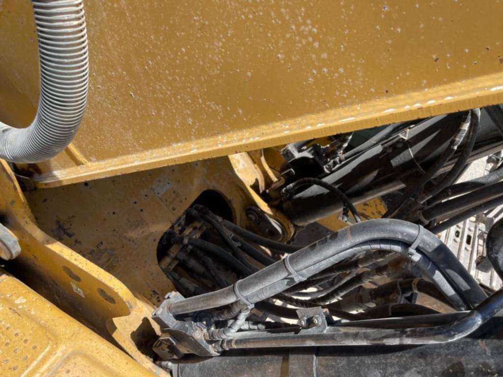 CAT 330 D LN - حفار زحاف: صورة 1 CAT 330 D LN - حفار زحاف: صورة 1