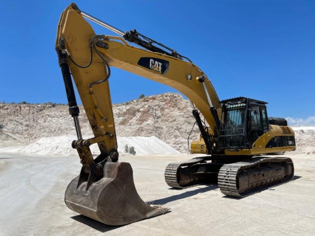CAT 330 D LN - حفار زحاف: صورة 2 CAT 330 D LN - حفار زحاف: صورة 2