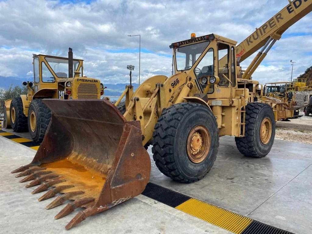 CAT 966 C - اللودر بعجل: صورة 1 CAT 966 C - اللودر بعجل: صورة 1