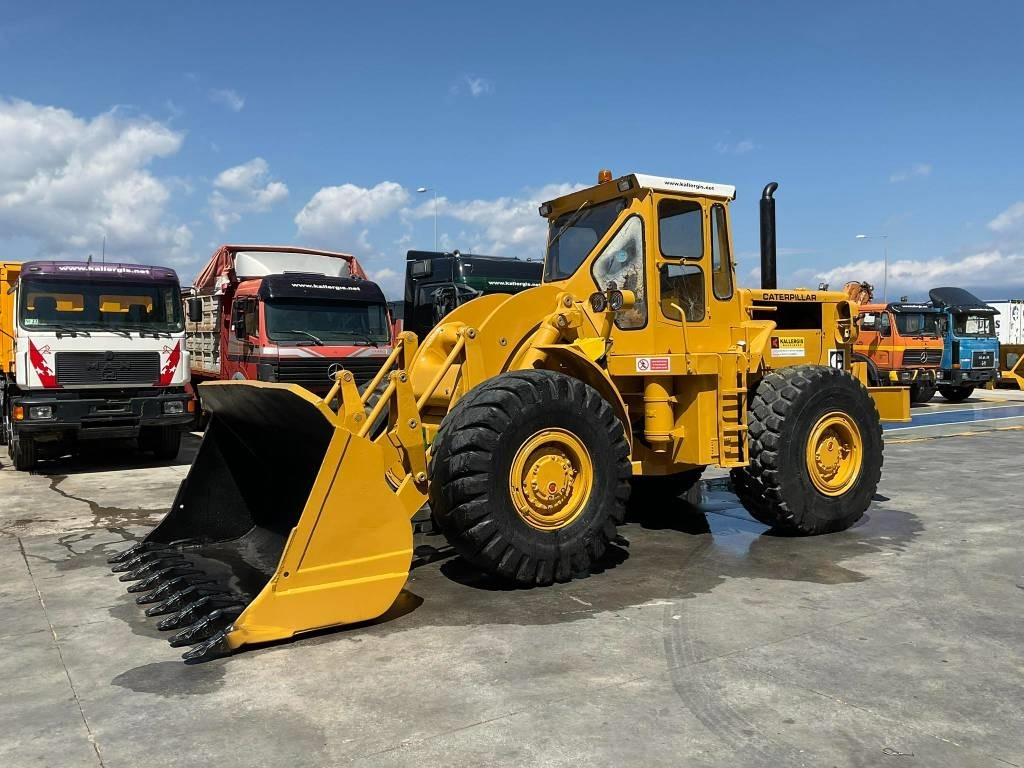 CAT 966C - اللودر بعجل: صورة 1 CAT 966C - اللودر بعجل: صورة 1