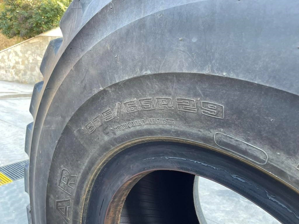 CAT 982M  - اللودر بعجل: صورة 5 CAT 982M  - اللودر بعجل: صورة 5