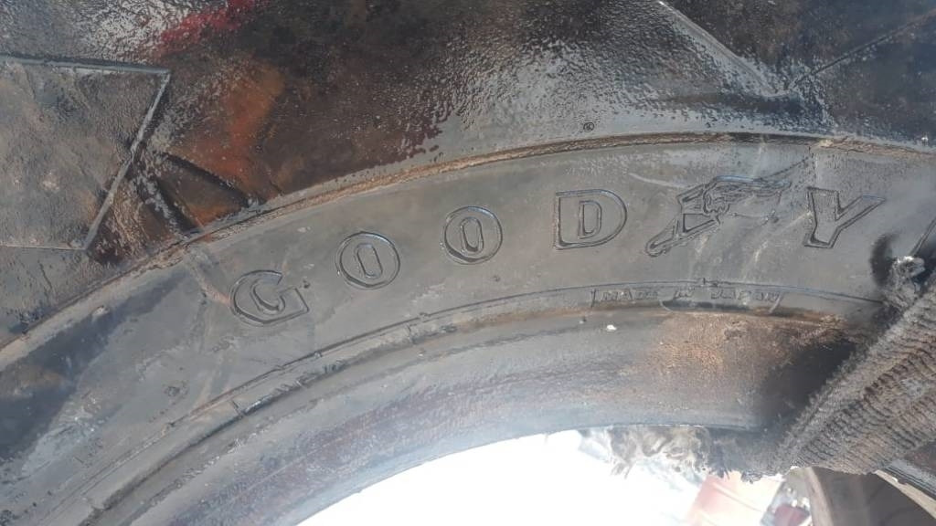 Goodyear 29.5-29 L3 - إطارات - آلات البناء: صورة 5 Goodyear 29.5-29 L3 - إطارات - آلات البناء: صورة 5