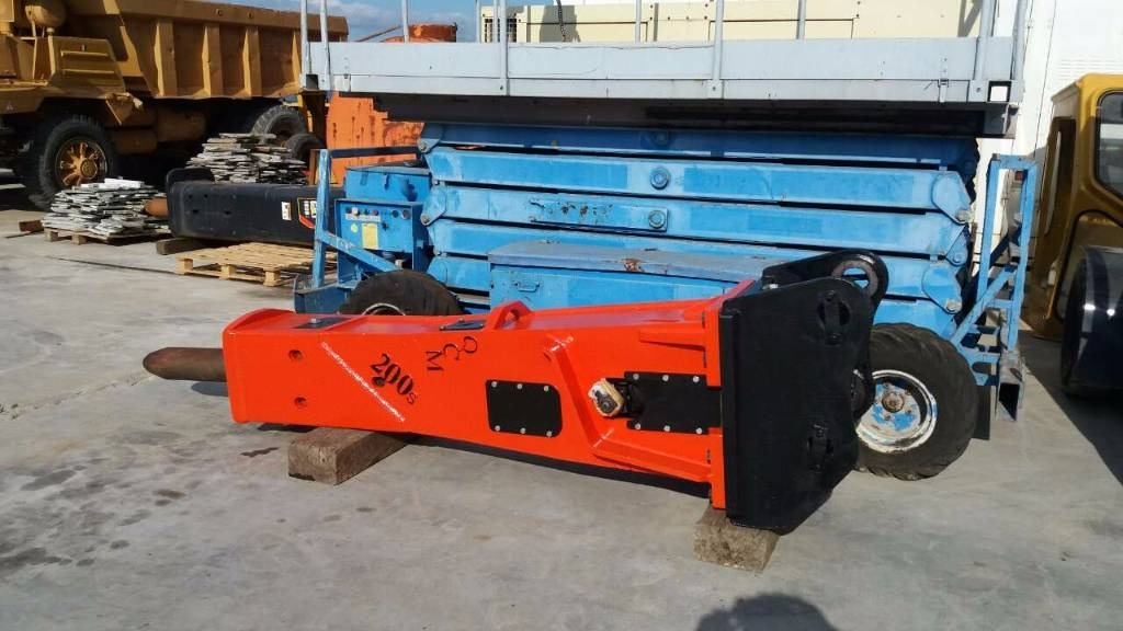 OCM 200s - مطرقة هيدروليكية - آلات البناء: صورة 5 OCM 200s - مطرقة هيدروليكية - آلات البناء: صورة 5