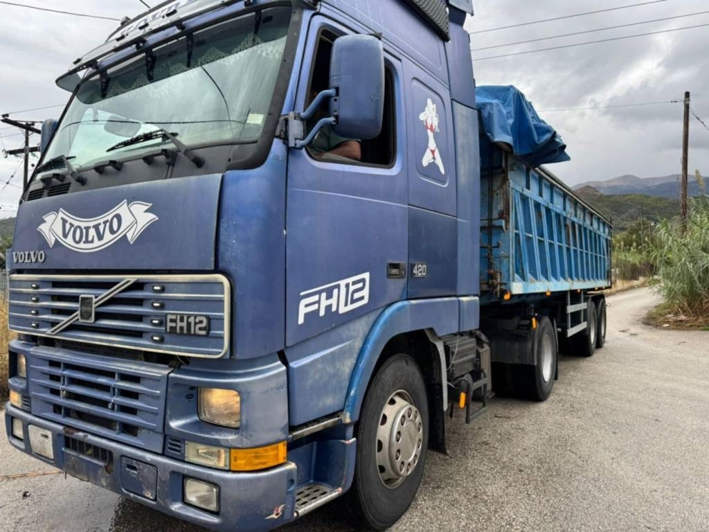 Volvo FH 12 420  - شاحنة قلاب: صورة 5 Volvo FH 12 420  - شاحنة قلاب: صورة 5