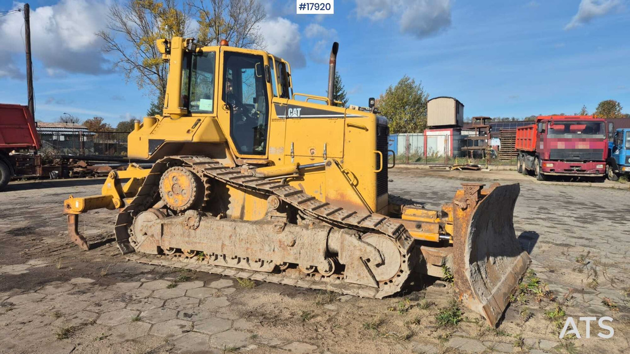 2004 CAT D6D XL - جرافة: صورة 1 2004 CAT D6D XL - جرافة: صورة 1
