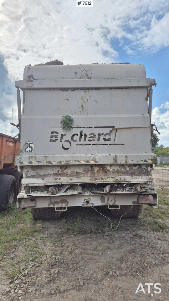 2013 Brochard - آلة رش السماد الطبيعي: صورة 4 2013 Brochard - آلة رش السماد الطبيعي: صورة 4