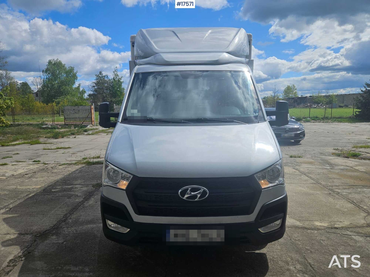 2016 Hyundai H350 - شاحنة مغلقة الصندوق: صورة 5 2016 Hyundai H350 - شاحنة مغلقة الصندوق: صورة 5