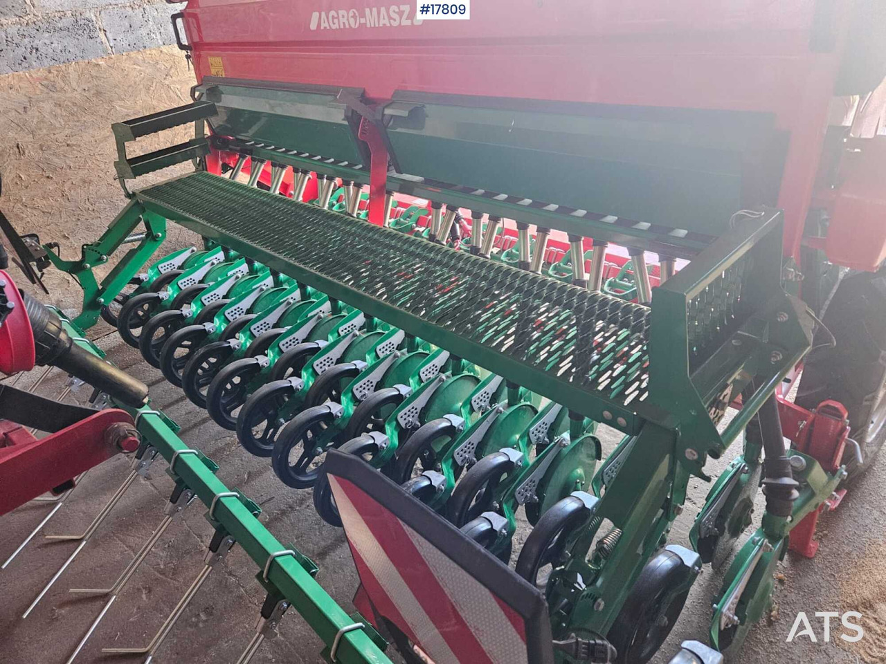 2025 Agromasz SR 301 - آلة البذر: صورة 5 2025 Agromasz SR 301 - آلة البذر: صورة 5