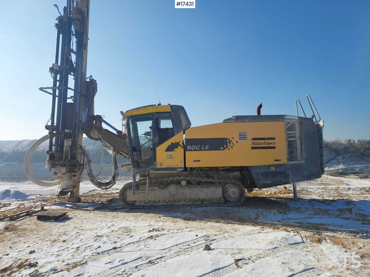 Atlas Copco ROC L6/25 drill rig (2011) - برج الحفر: صورة 1 Atlas Copco ROC L6/25 drill rig (2011) - برج الحفر: صورة 1