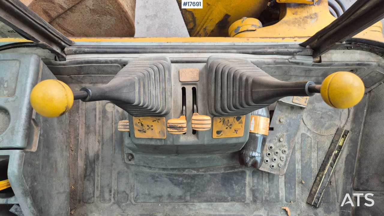 جرافة حفار JCB 3CX backhoe loader (1996): صورة 20