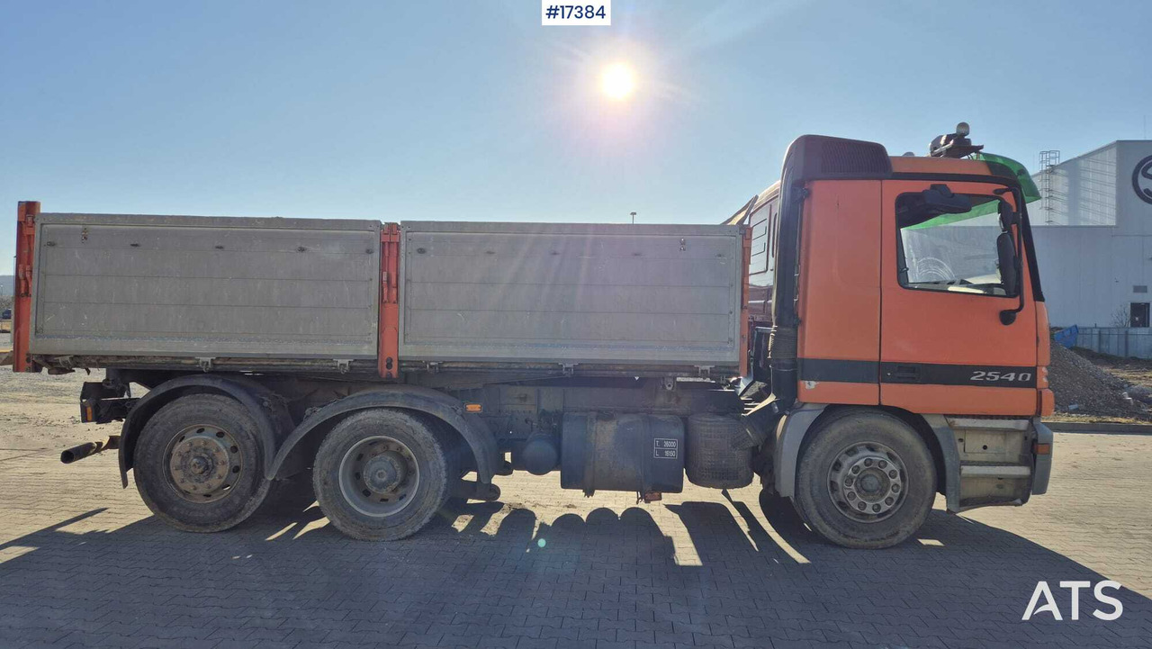 Three-axle tipper MERCEDES-BENZ ACTROS 2540 (1997) - شاحنة قلاب: صورة 5 Three-axle tipper MERCEDES-BENZ ACTROS 2540 (1997) - شاحنة قلاب: صورة 5
