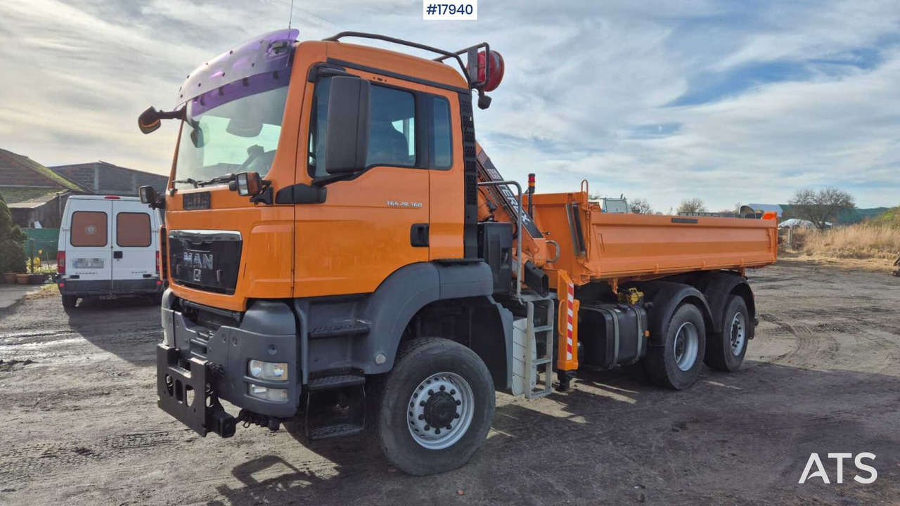 Tipper/sand spreader with HDS - MAN TGS 28.360 6x4 (2008) - شاحنة قلاب, شاحنة كرين: صورة 1 Tipper/sand spreader with HDS - MAN TGS 28.360 6x4 (2008) - شاحنة قلاب, شاحنة كرين: صورة 1