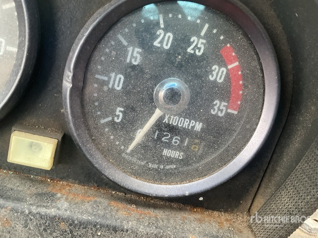 1990 Kato KR-250 25 ton 4x4x4 Rough Terrain Crane - رافعة لجميع التضاريس: صورة 5 1990 Kato KR-250 25 ton 4x4x4 Rough Terrain Crane - رافعة لجميع التضاريس: صورة 5