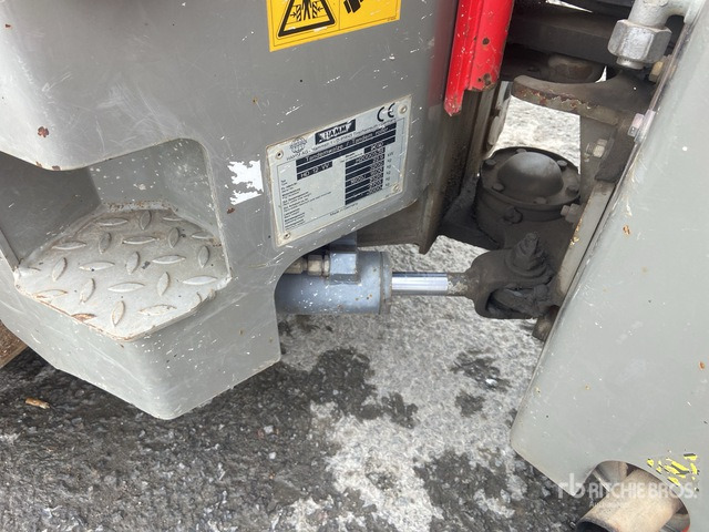 2010 Hamm HD12VV Dubbele trommelwals - مدحلة اسفلت: صورة 5 2010 Hamm HD12VV Dubbele trommelwals - مدحلة اسفلت: صورة 5