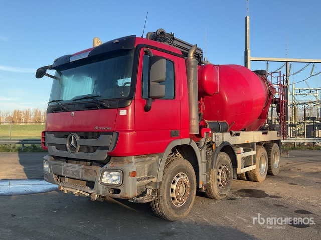 2010 Mercedes-Benz Actros 3341 8x4 Twin-Steer Mixer Truck - خلاطة مع مضخة: صورة 2 2010 Mercedes-Benz Actros 3341 8x4 Twin-Steer Mixer Truck - خلاطة مع مضخة: صورة 2