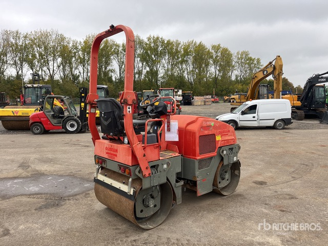 2011 Dynapac CC1100 Dubbele trommelwals - مدحلة اسفلت: صورة 3 2011 Dynapac CC1100 Dubbele trommelwals - مدحلة اسفلت: صورة 3