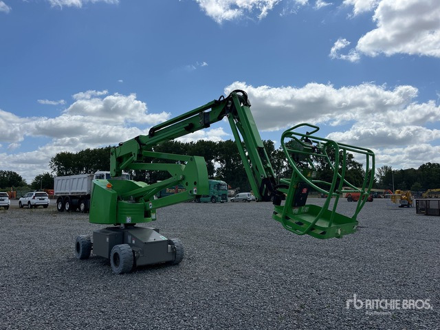 2011 Haulotte HA15IP 2WD Electric Articulating Boom Lift - شاحنة ذراع مفصلي: صورة 4 2011 Haulotte HA15IP 2WD Electric Articulating Boom Lift - شاحنة ذراع مفصلي: صورة 4