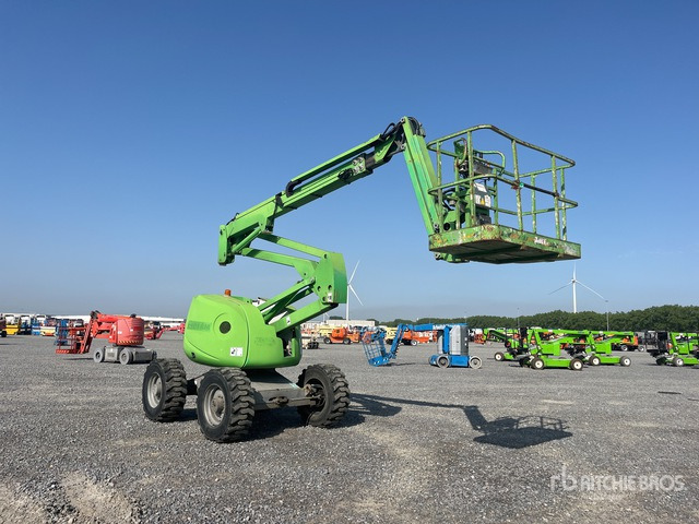 2011 Haulotte HA16R 4WD Diesel Articulating Boom Lift - شاحنة ذراع مفصلي: صورة 3 2011 Haulotte HA16R 4WD Diesel Articulating Boom Lift - شاحنة ذراع مفصلي: صورة 3