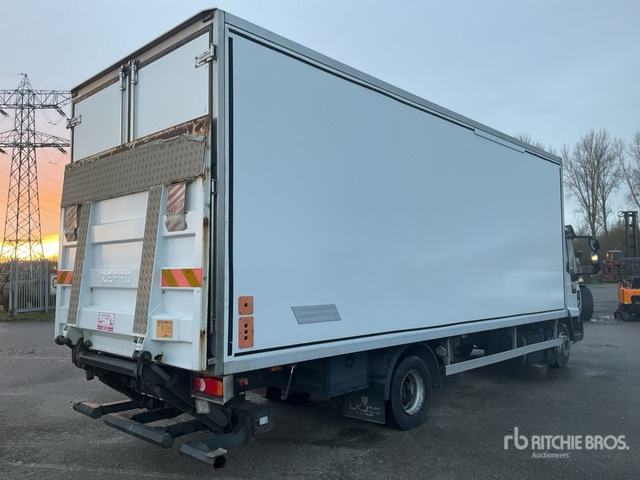 2014 Iveco Eurocargo 120 4x2 Refrigerated Truck - شاحنة الفريزر: صورة 3 2014 Iveco Eurocargo 120 4x2 Refrigerated Truck - شاحنة الفريزر: صورة 3