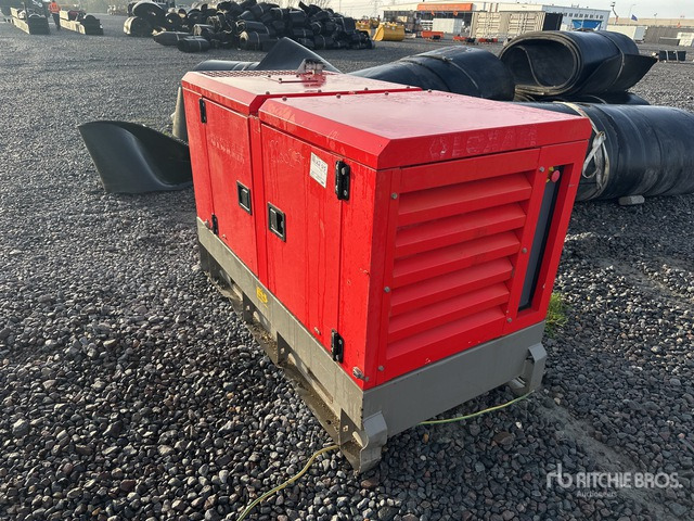 2016 Atlas Copco Skid-Mounted Generator Set - مجموعة المولدات: صورة 3 2016 Atlas Copco Skid-Mounted Generator Set - مجموعة المولدات: صورة 3