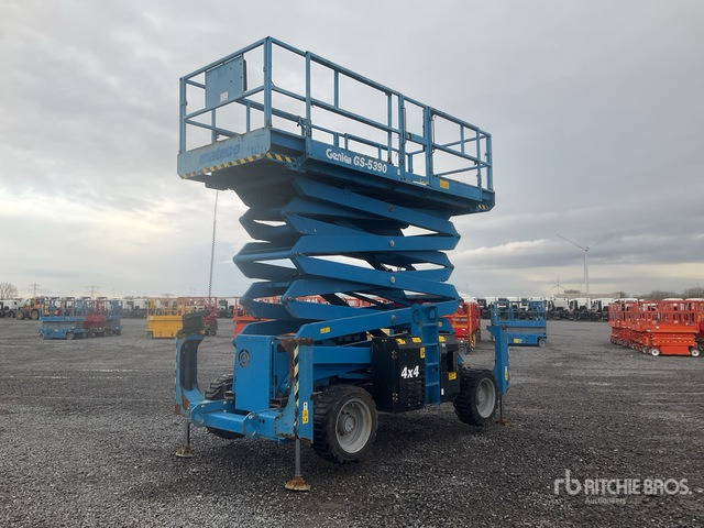 2018 Genie GS-5390 4x4 Diesel Scissor Lift - رافعة هيدروليكية مقصية: صورة 1 2018 Genie GS-5390 4x4 Diesel Scissor Lift - رافعة هيدروليكية مقصية: صورة 1