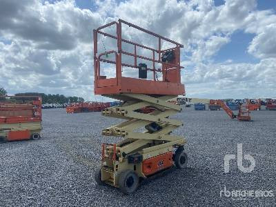 JLG 2032ES Electric - رافعة هيدروليكية مقصية: صورة 3 JLG 2032ES Electric - رافعة هيدروليكية مقصية: صورة 3