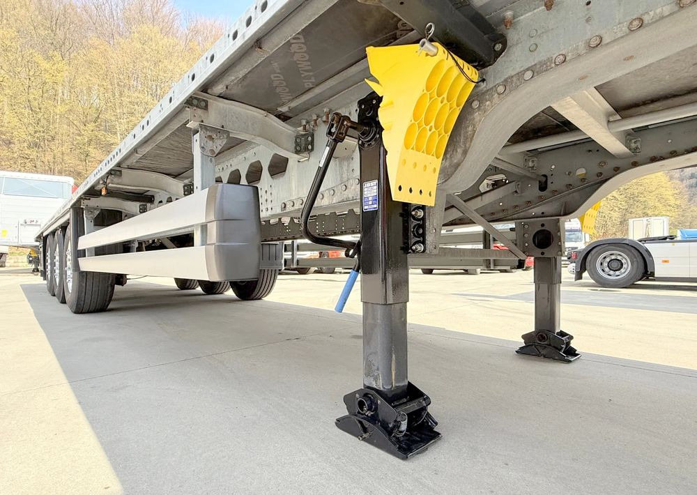 نصف مقطورة مسطحة Schmitz Cargobull STANDARD: صورة 13