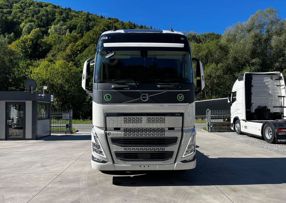 Volvo FH 500 // Zamiana na starszy //  EURO 6 // Standard // 2024 Rok // Parkclima // Globe XL // Skóry // Joystick // - وحدة جر: صورة 2 Volvo FH 500 // Zamiana na starszy //  EURO 6 // Standard // 2024 Rok // Parkclima // Globe XL // Skóry // Joystick // - وحدة جر: صورة 2