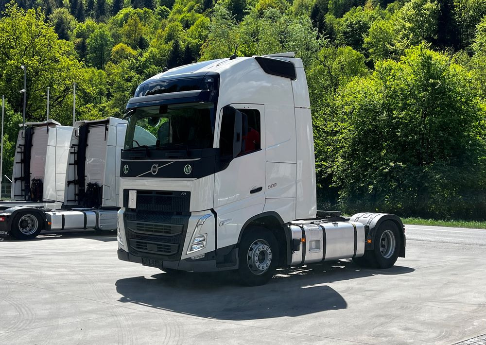 Volvo FH 500 // Zamiana na starszy //  Silnik Euro 6 nie Isave // Parkclima // XL // Radary // Duże zbiorniki // Gwarancja // - وحدة جر: صورة 2 Volvo FH 500 // Zamiana na starszy //  Silnik Euro 6 nie Isave // Parkclima // XL // Radary // Duże zbiorniki // Gwarancja // - وحدة جر: صورة 2