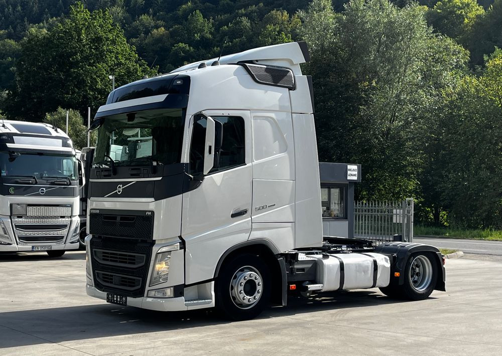 Volvo FH500 // 2016 // Mega // 2 zbiorniki // Z ruchu międzynarodowego // - وحدة جر: صورة 1 Volvo FH500 // 2016 // Mega // 2 zbiorniki // Z ruchu międzynarodowego // - وحدة جر: صورة 1