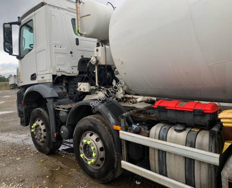 Mercedes Arocs 3240 Mercedes Arocs 3240: صورة 8