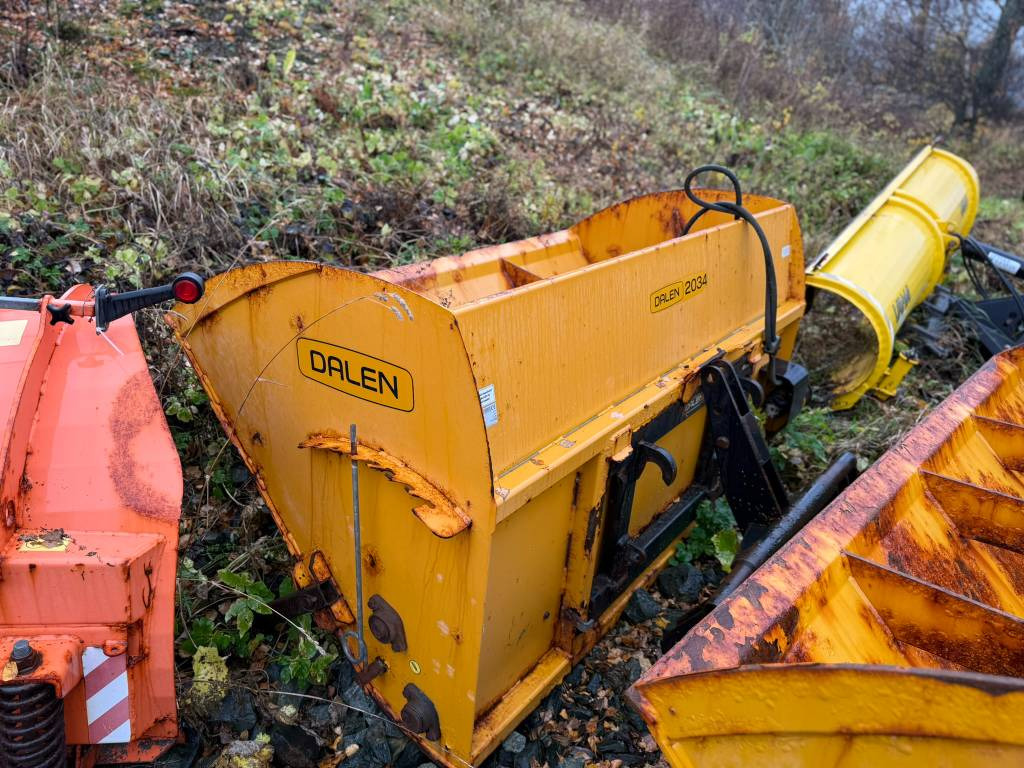 Dalen 2034 Spreder - مفرشة الرمل/ الملح: صورة 2 Dalen 2034 Spreder - مفرشة الرمل/ الملح: صورة 2