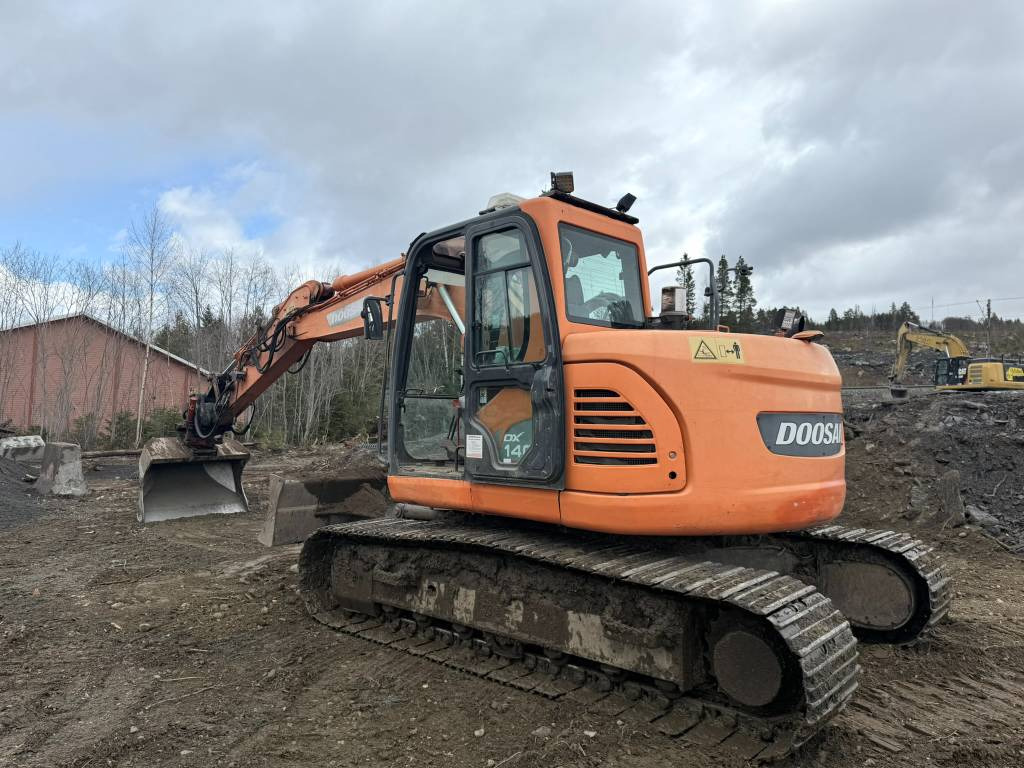 Doosan DX 140 LCR - حفار زحاف: صورة 4 Doosan DX 140 LCR - حفار زحاف: صورة 4
